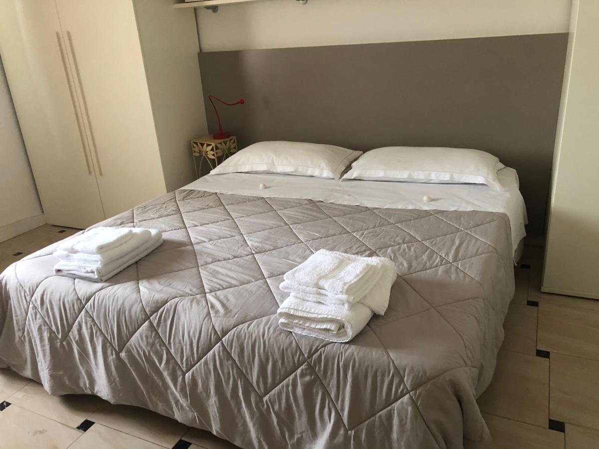 Riva Dei Fiori Apartment Viareggio Bagian luar foto
