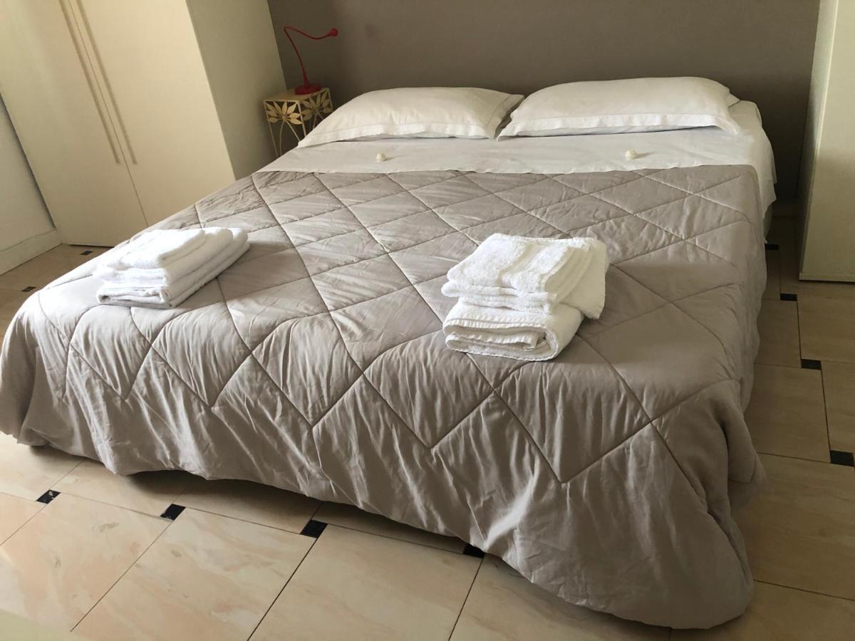 Riva Dei Fiori Apartment Viareggio Bagian luar foto